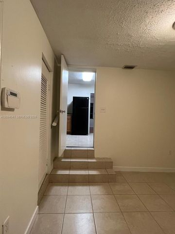 2471 Dewey Street, Hollywood, FL 33020