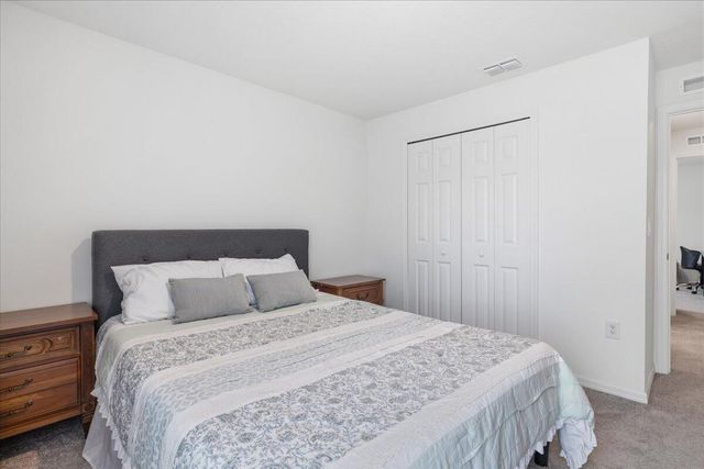 542 Mimosa St SW, Palm Bay, FL 32908