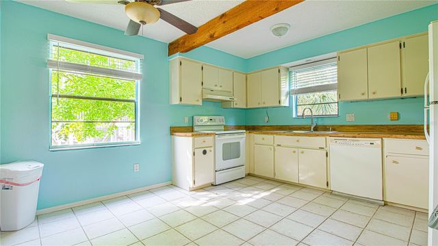 60 BEACHCOMBER LANE 7, Englewood, FL 34223