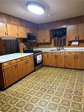 316 8th Street SW, Fayette, AL 35555