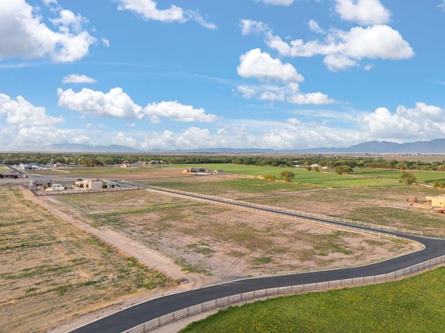 Shooting Star Lane, Los Lunas, NM 87031