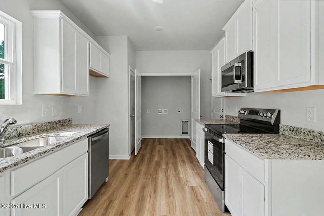 1278 Benjamin Street SE, Bolivia, NC 28422