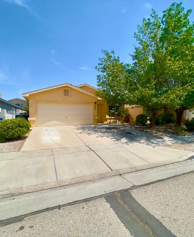 6419 Amberside Road NW, Albuquerque, NM 87120