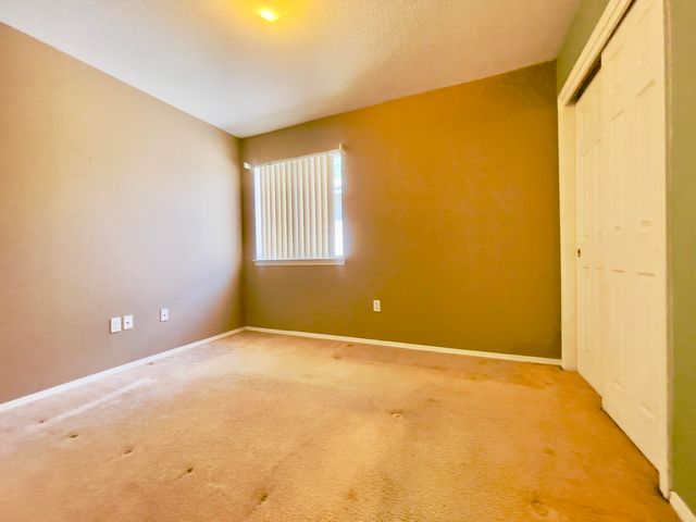 6419 Amberside Road NW, Albuquerque, NM 87120