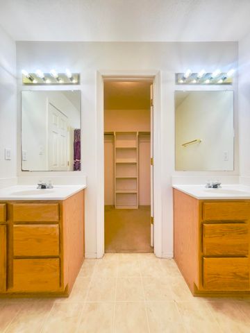 6419 Amberside Road NW, Albuquerque, NM 87120