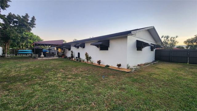28500 SW 161st Ave, Homestead, FL 33033