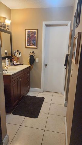 28500 SW 161st Ave, Homestead, FL 33033