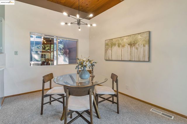 6335 Girvin Dr, Oakland, CA 94611