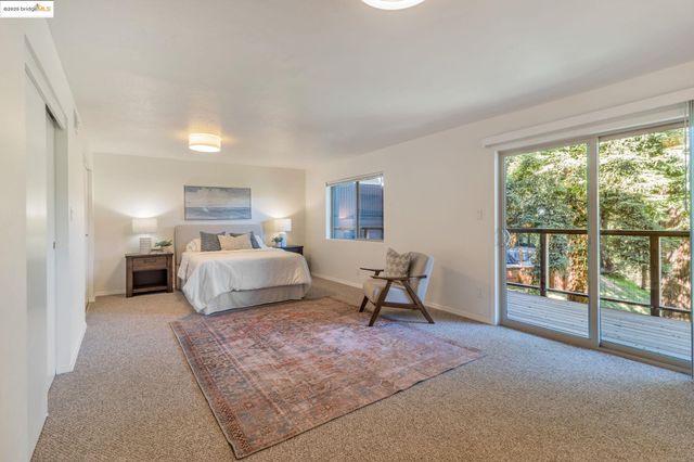 6335 Girvin Dr, Oakland, CA 94611