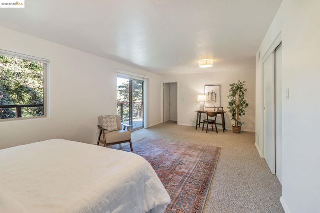 6335 Girvin Dr, Oakland, CA 94611