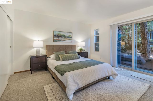 6335 Girvin Dr, Oakland, CA 94611