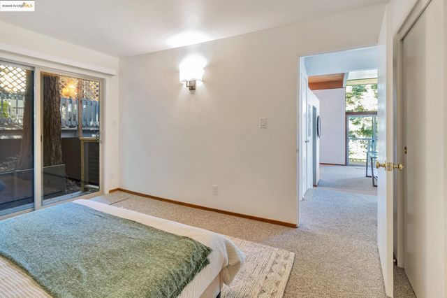 6335 Girvin Dr, Oakland, CA 94611