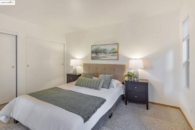 6335 Girvin Dr, Oakland, CA 94611