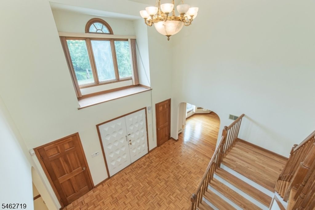 34 Silver Spring Ct, East Hanover Twp., NJ 07936 — photo 2
