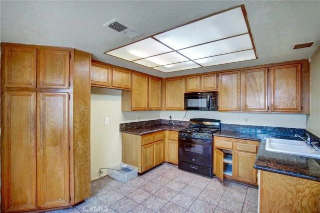 12168 Mount Vernon 47, Grand Terrace, CA 92313