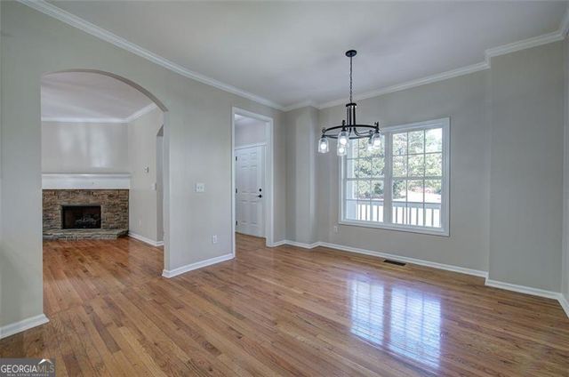 135 GREATWOOD Drive, White, GA 30184