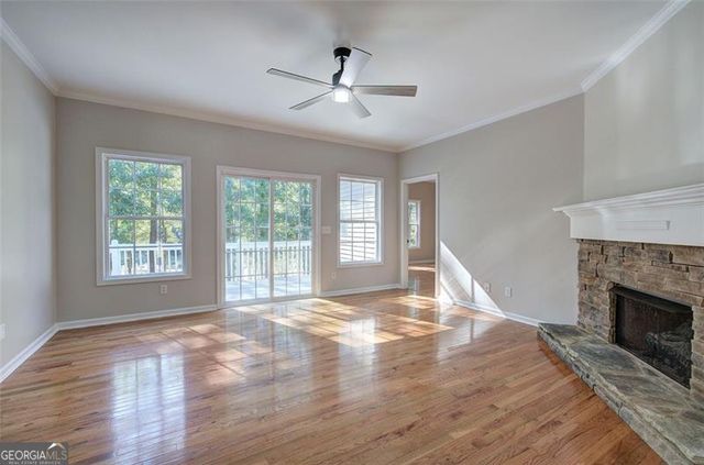 135 GREATWOOD Drive, White, GA 30184