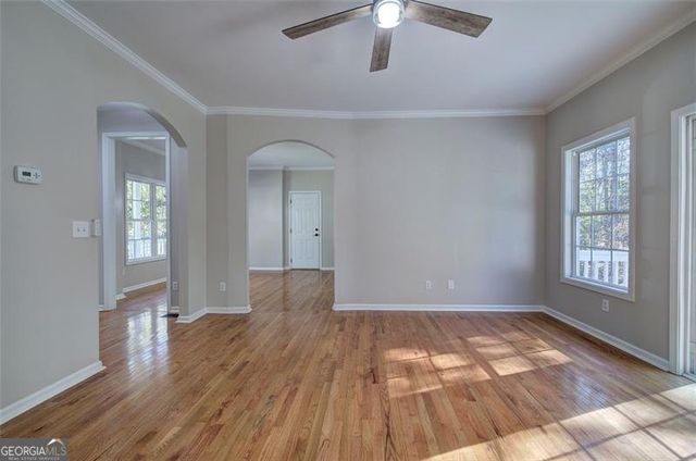 135 GREATWOOD Drive, White, GA 30184