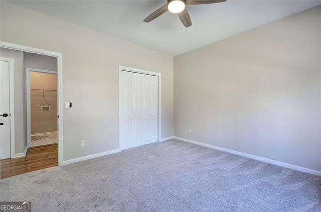 135 GREATWOOD Drive, White, GA 30184