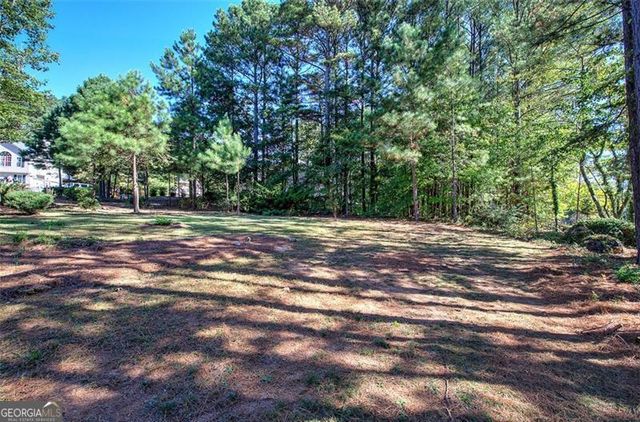 135 GREATWOOD Drive, White, GA 30184