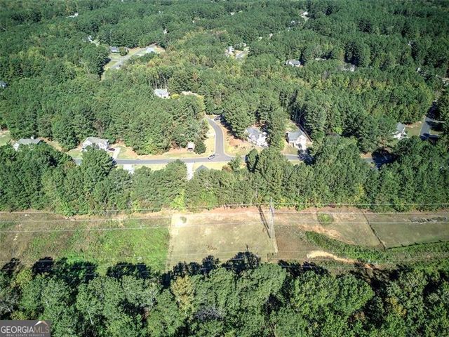 135 GREATWOOD Drive, White, GA 30184