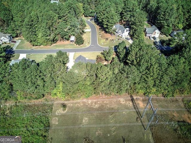 135 GREATWOOD Drive, White, GA 30184