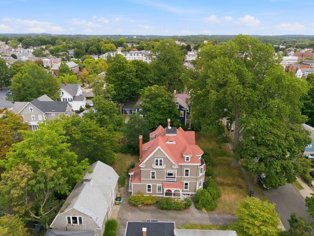25 Avon St, Wakefield, MA 01880