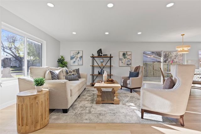 3121 Wayfarer Road, Bedford, TX 76021