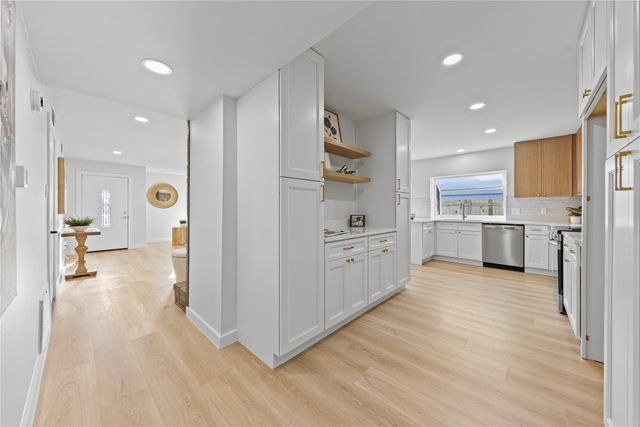 3121 Wayfarer Road, Bedford, TX 76021