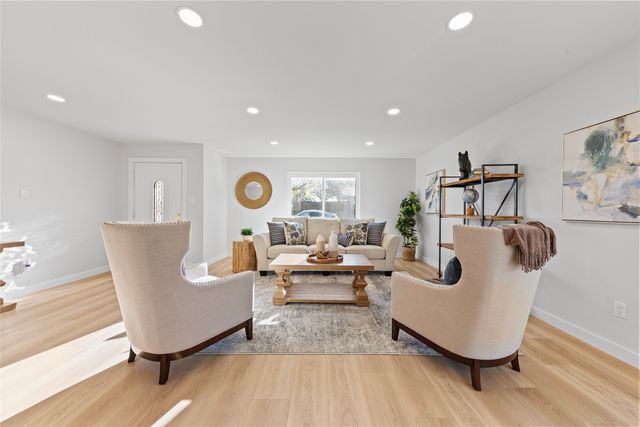 3121 Wayfarer Road, Bedford, TX 76021