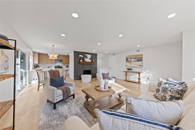 3121 Wayfarer Road, Bedford, TX 76021