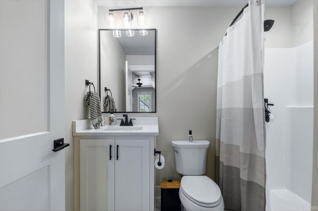 5011 Castaway Bay Drive, Benton, AR 72019