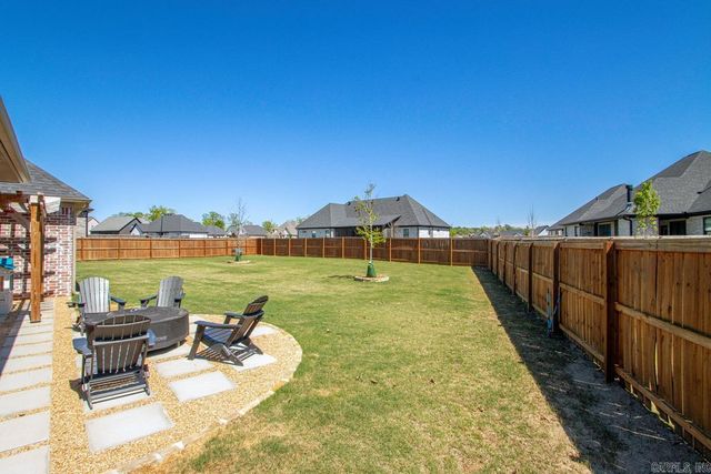 5011 Castaway Bay Drive, Benton, AR 72019