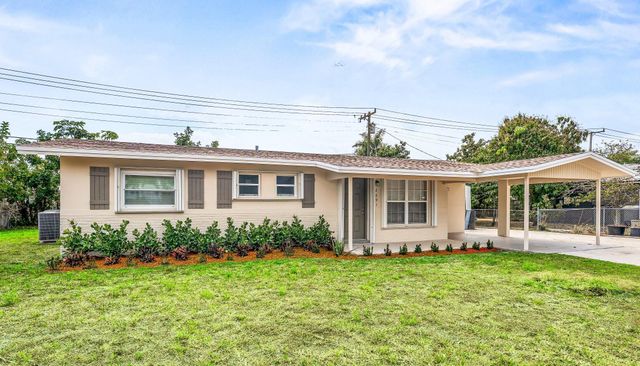 2691 Rockcrest Court, West Palm Beach, FL 33415