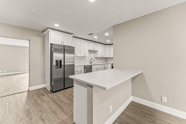 2691 Rockcrest Court, West Palm Beach, FL 33415