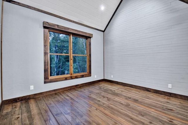 101 Bennett Springs Court, Mineral Bluff, GA 30559