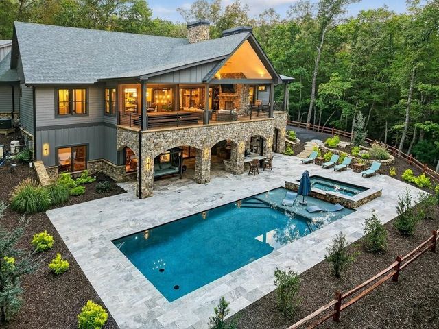 101 Bennett Springs Court, Mineral Bluff, GA 30559