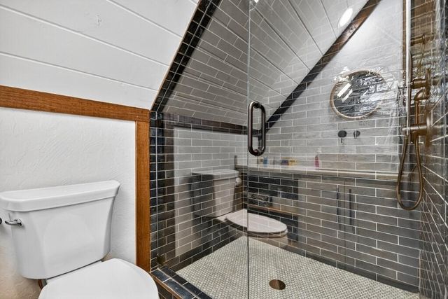 101 Bennett Springs Court, Mineral Bluff, GA 30559