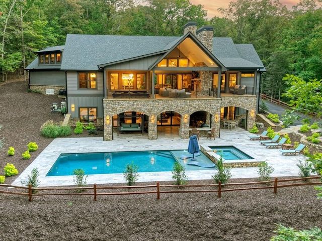 101 Bennett Springs Court, Mineral Bluff, GA 30559