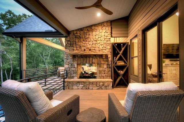 101 Bennett Springs Court, Mineral Bluff, GA 30559