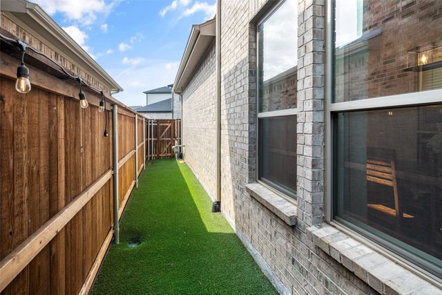 4881 Miles Way, Fairview, TX 75069