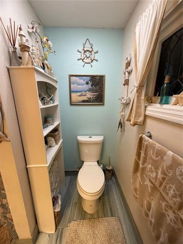 2727 NE 4TH PLACE, Cape Coral, FL 33909