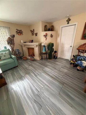 2727 NE 4TH PLACE, Cape Coral, FL 33909