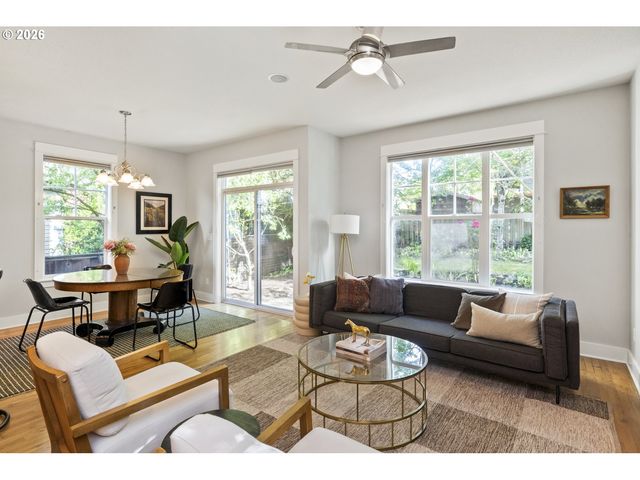 1314 Ne JUNIOR St, Portland, OR 97211