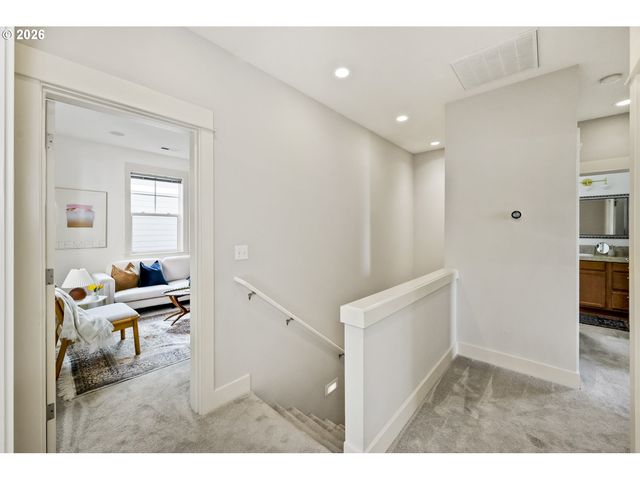 1314 Ne JUNIOR St, Portland, OR 97211