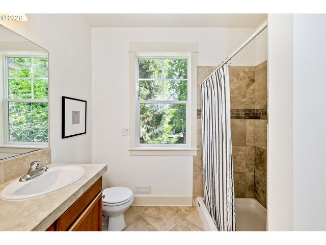 1314 Ne JUNIOR St, Portland, OR 97211