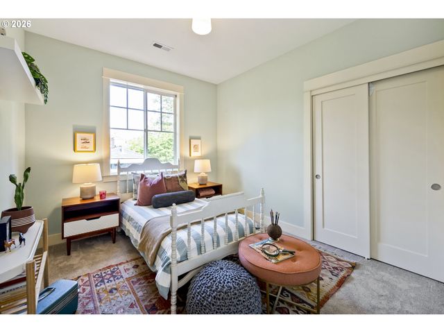 1314 Ne JUNIOR St, Portland, OR 97211