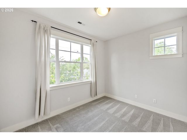 1314 Ne JUNIOR St, Portland, OR 97211