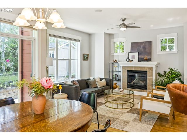 1314 Ne JUNIOR St, Portland, OR 97211