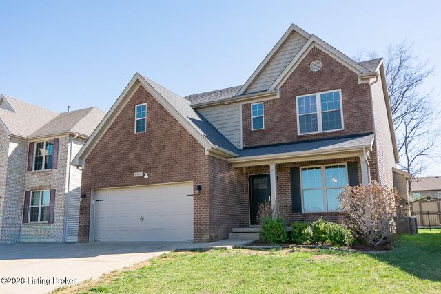 8905 Talon Ridge Dr, Louisville, KY 40229